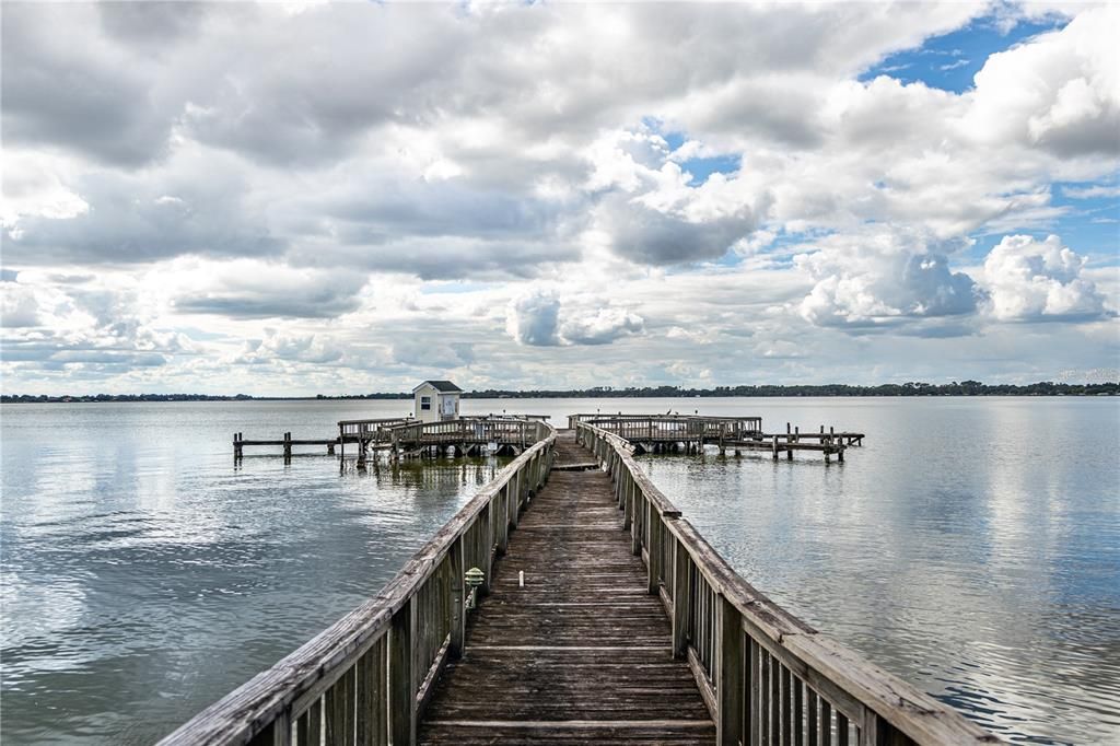 На продажу: $197,900 (2 спален, 2 ванн, 1071 Квадратных фут)