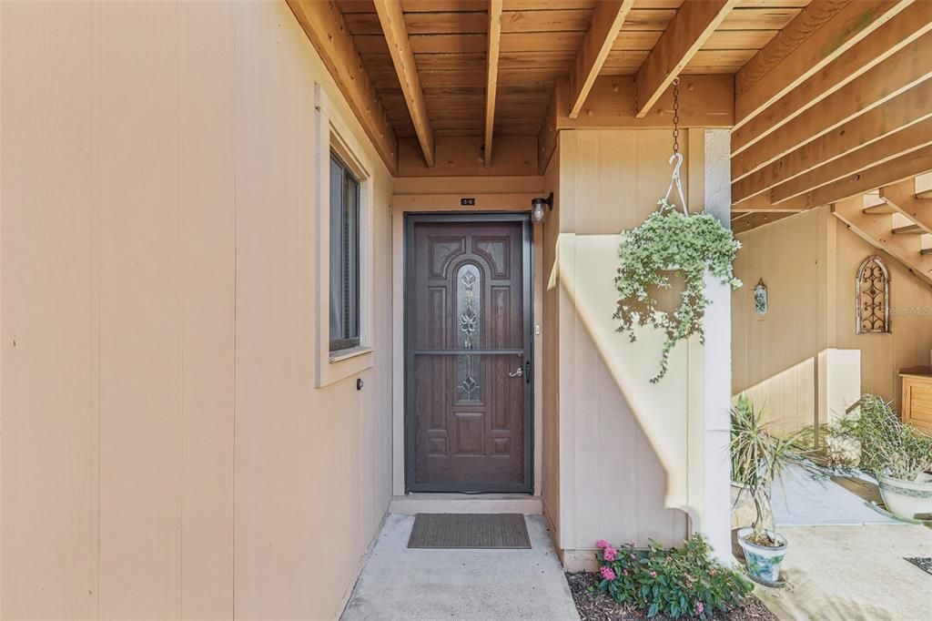 На продажу: $197,900 (2 спален, 2 ванн, 1071 Квадратных фут)