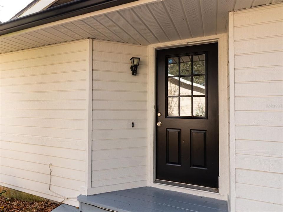 For Sale: $193,000 (2 beds, 2 baths, 1338 Square Feet)