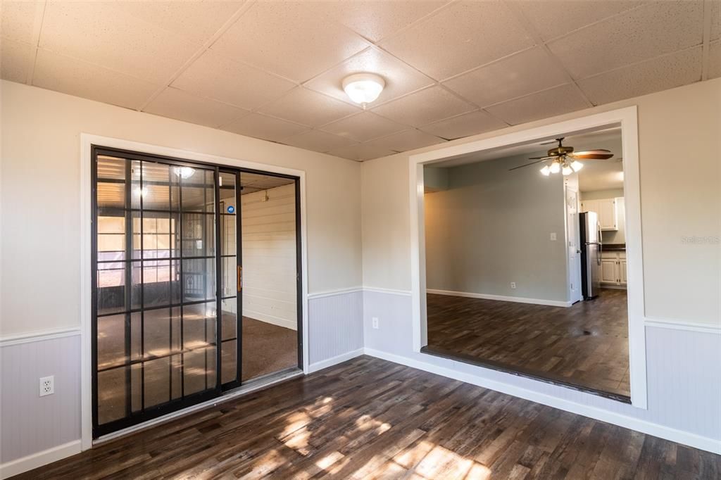 For Sale: $193,000 (2 beds, 2 baths, 1338 Square Feet)