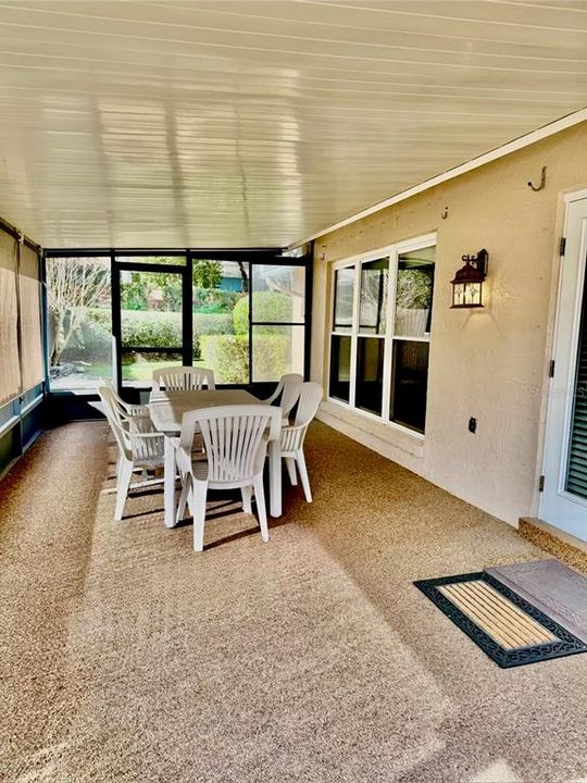 Active With Contract: $340,000 (3 beds, 2 baths, 1368 Square Feet)