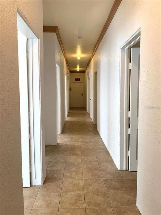 For Sale: $199,960 (3 beds, 1 baths, 2500 Square Feet)