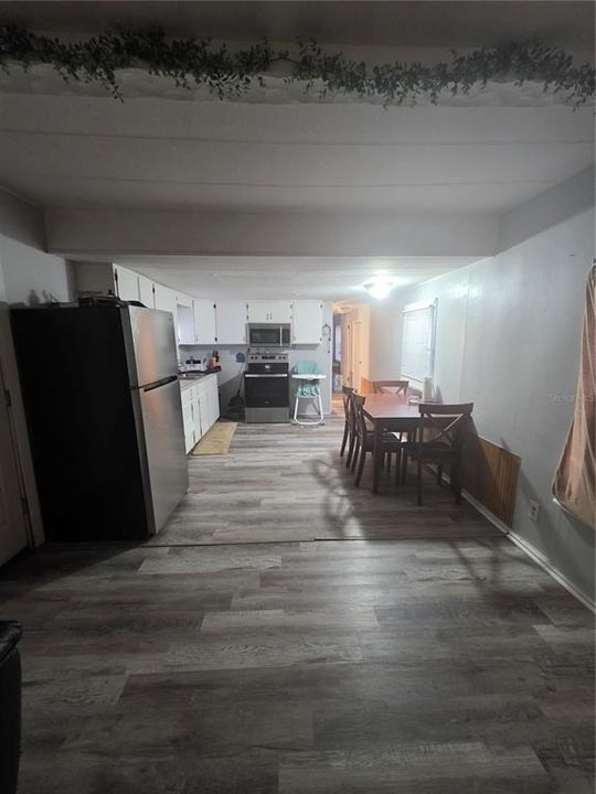 For Sale: $84,000 (2 beds, 1 baths, 672 Square Feet)