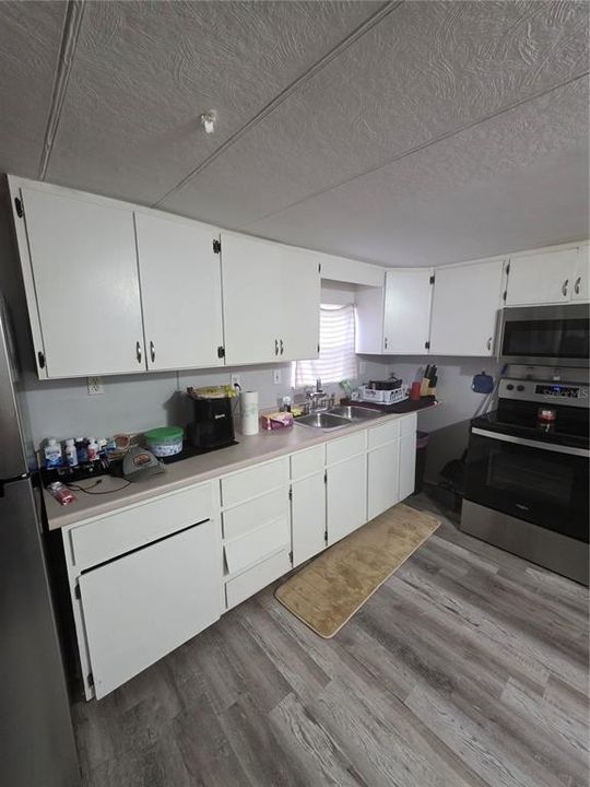 For Sale: $84,000 (2 beds, 1 baths, 672 Square Feet)