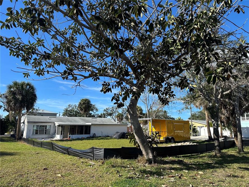 For Sale: $780,000 (0.19 acres)