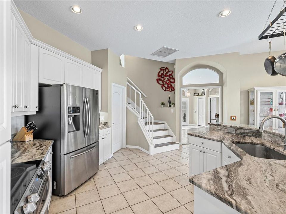 Active With Contract: $789,396 (4 beds, 3 baths, 2876 Square Feet)