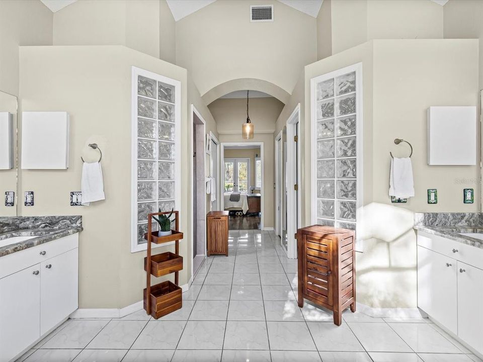 Active With Contract: $789,396 (4 beds, 3 baths, 2876 Square Feet)