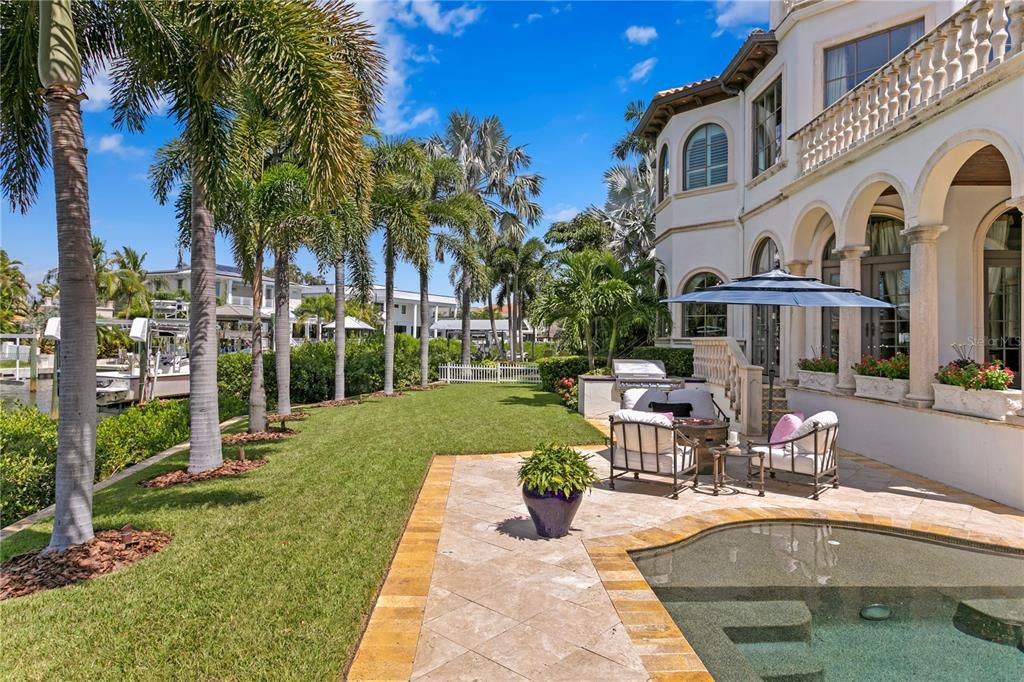 На продажу: $6,995,000 (5 спален, 6 ванн, 5524 Квадратных фут)