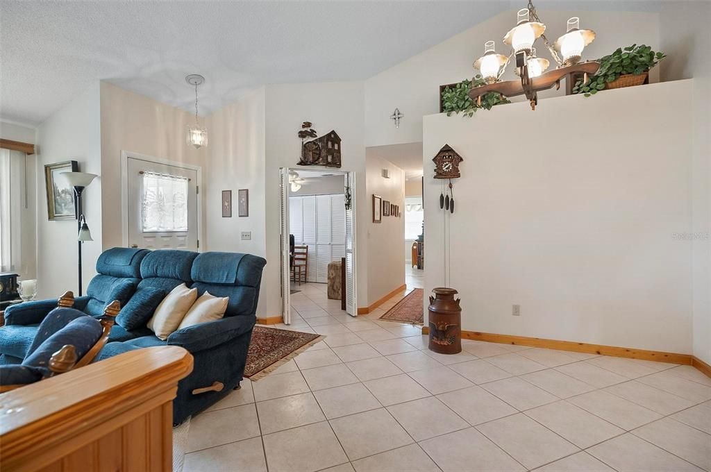 For Sale: $498,500 (3 beds, 2 baths, 1356 Square Feet)