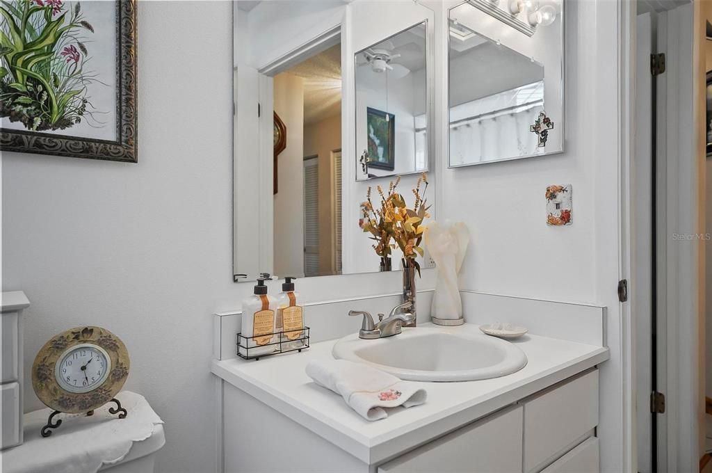 For Sale: $498,500 (3 beds, 2 baths, 1356 Square Feet)