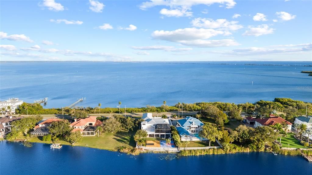 На продажу: $6,995,000 (5 спален, 4 ванн, 9997 Квадратных фут)