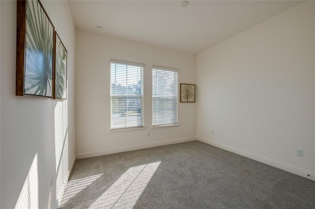 На продажу: $639,999 (4 спален, 4 ванн, 3292 Квадратных фут)