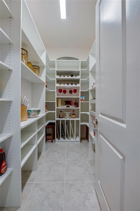 На продажу: $639,999 (4 спален, 4 ванн, 3292 Квадратных фут)
