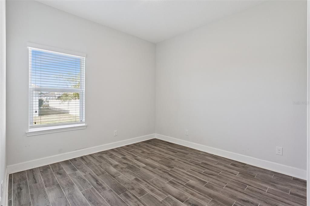 For Sale: $449,999 (4 beds, 3 baths, 2565 Square Feet)