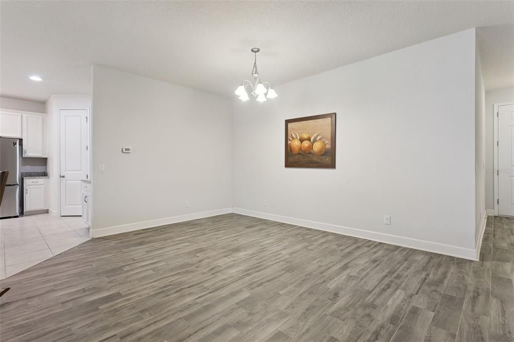 For Sale: $449,999 (4 beds, 3 baths, 2565 Square Feet)
