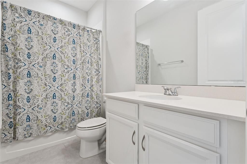 For Sale: $449,999 (4 beds, 3 baths, 2565 Square Feet)