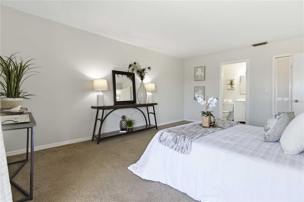 For Sale: $246,500 (3 beds, 2 baths, 1354 Square Feet)