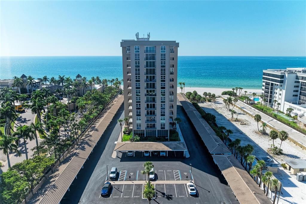 В аренду: $9,900 (2 спален, 2 ванн, 1421 Квадратных фут)