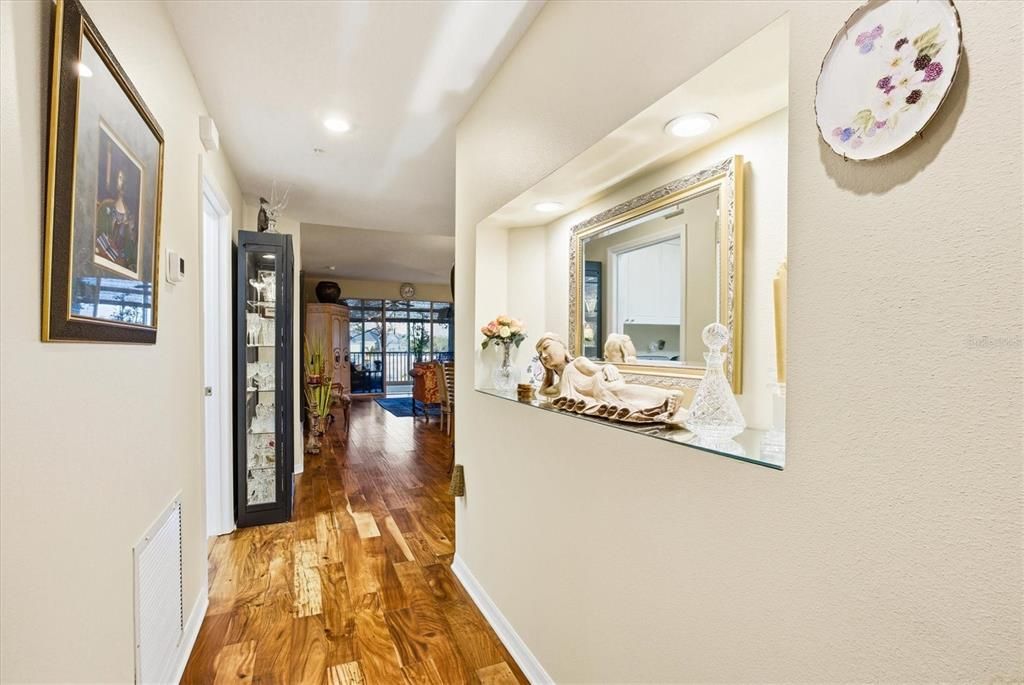 En Venta: $675,000 (2 camas, 2 baños, 1943 Pies cuadrados)