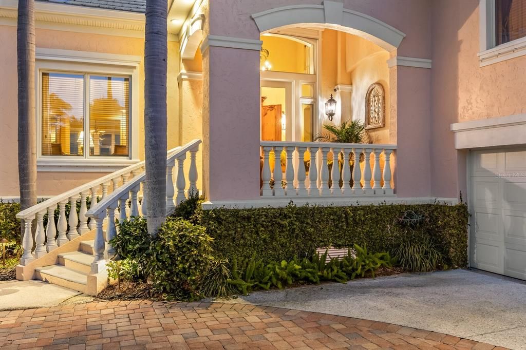 For Sale: $9,500,000 (5 beds, 4 baths, 5592 Square Feet)