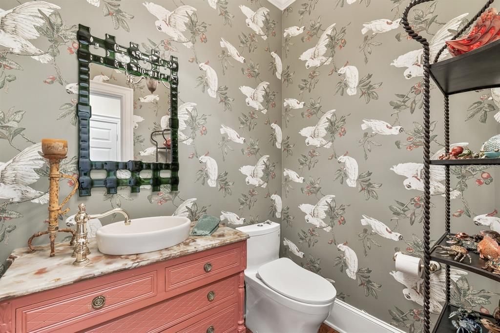 For Sale: $9,500,000 (5 beds, 4 baths, 5592 Square Feet)