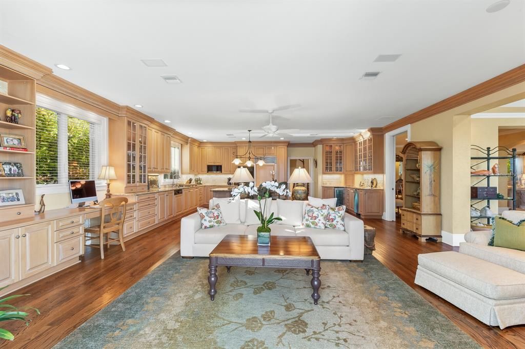 For Sale: $9,500,000 (5 beds, 4 baths, 5592 Square Feet)
