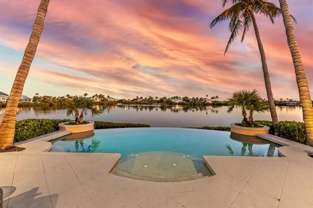 For Sale: $9,500,000 (5 beds, 4 baths, 5592 Square Feet)