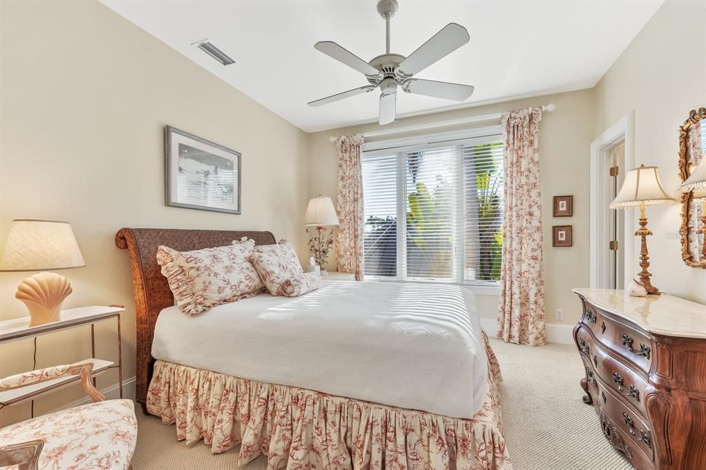 For Sale: $9,500,000 (5 beds, 4 baths, 5592 Square Feet)