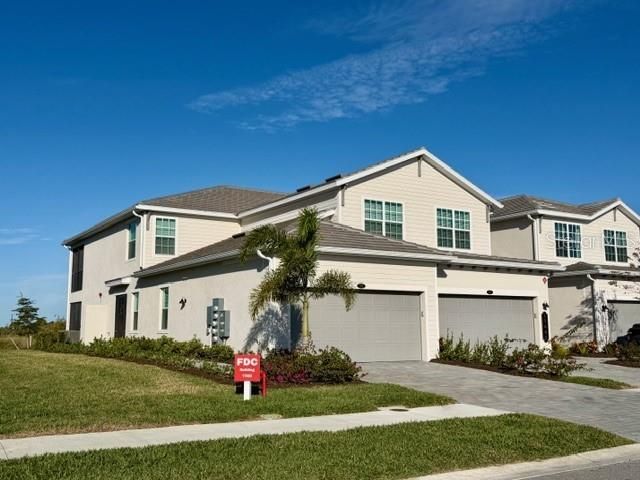 For Rent: $6,500 (3 beds, 2 baths, 1780 Square Feet)