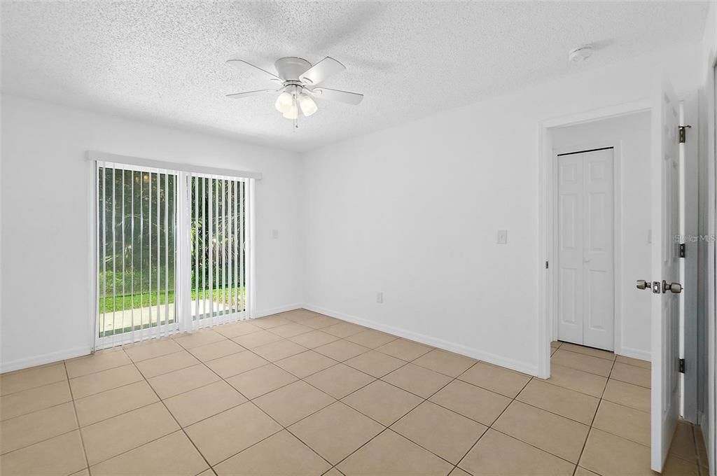 For Rent: $1,500 (2 beds, 1 baths, 900 Square Feet)