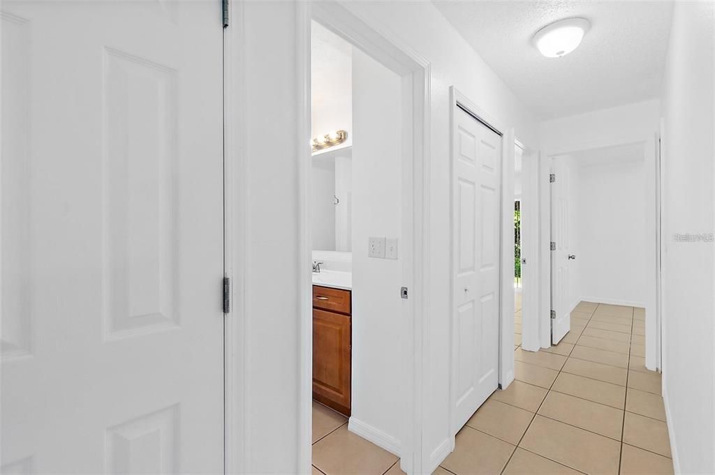 For Rent: $1,500 (2 beds, 1 baths, 900 Square Feet)