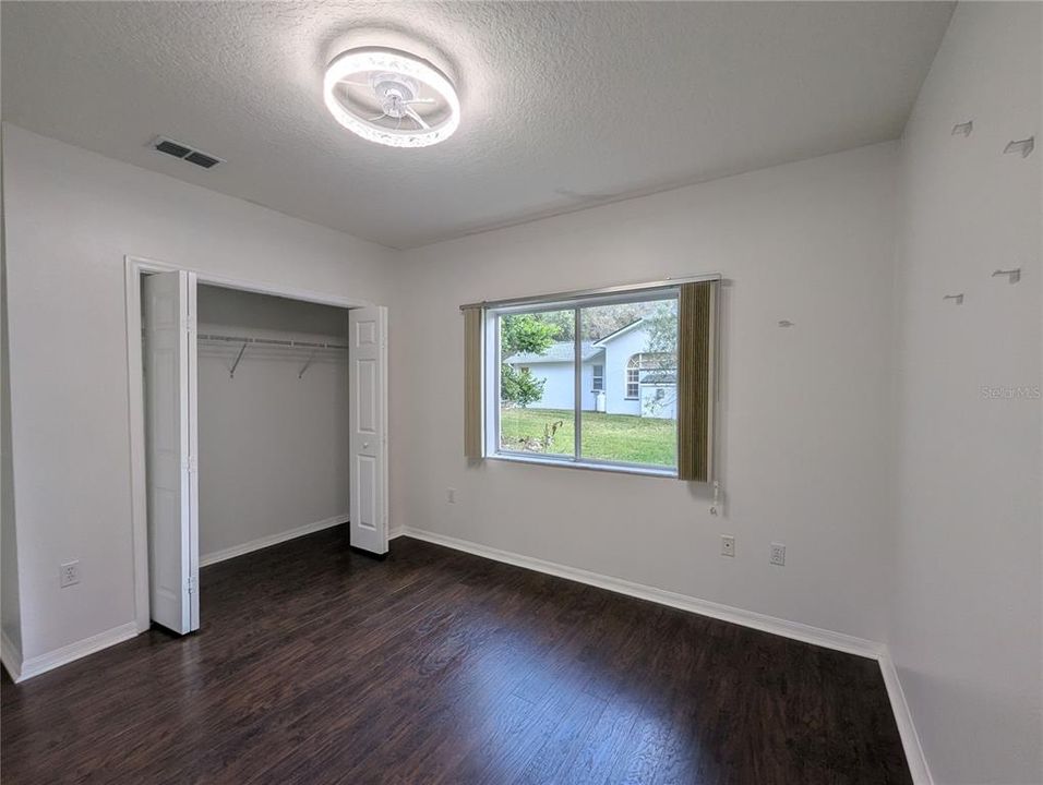 For Sale: $415,000 (4 beds, 3 baths, 2482 Square Feet)