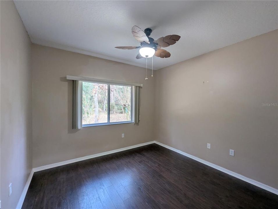 For Sale: $415,000 (4 beds, 3 baths, 2482 Square Feet)