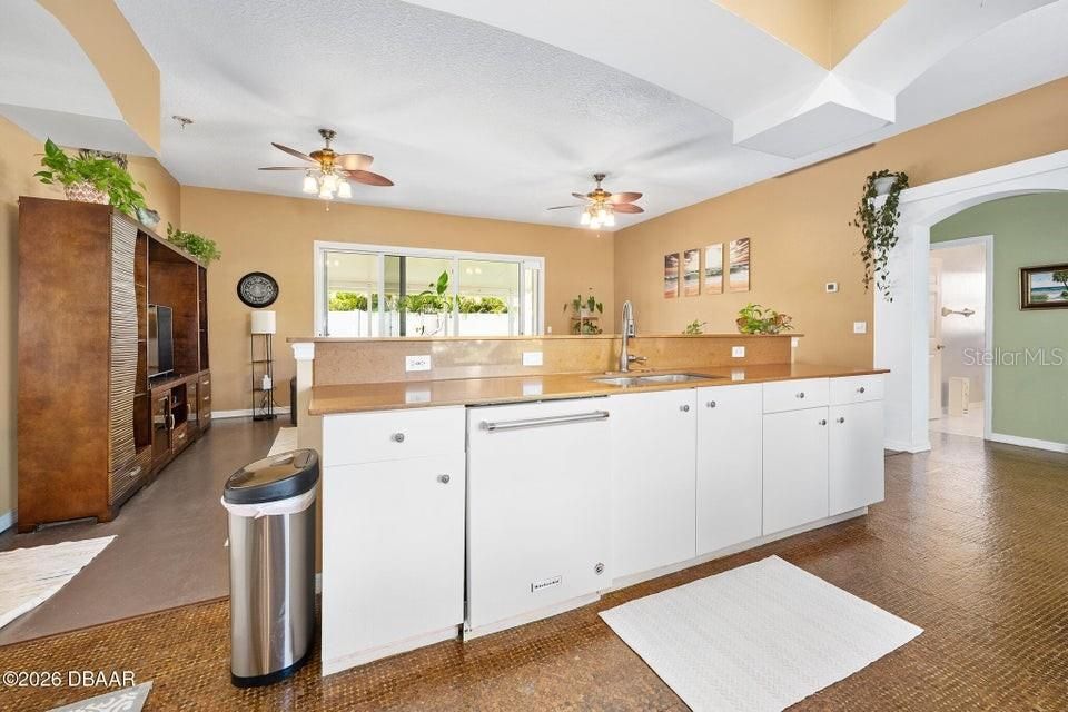 Activo con contrato: $499,900 (3 camas, 2 baños, 1631 Pies cuadrados)