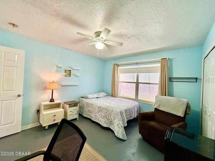 Activo con contrato: $499,900 (3 camas, 2 baños, 1631 Pies cuadrados)