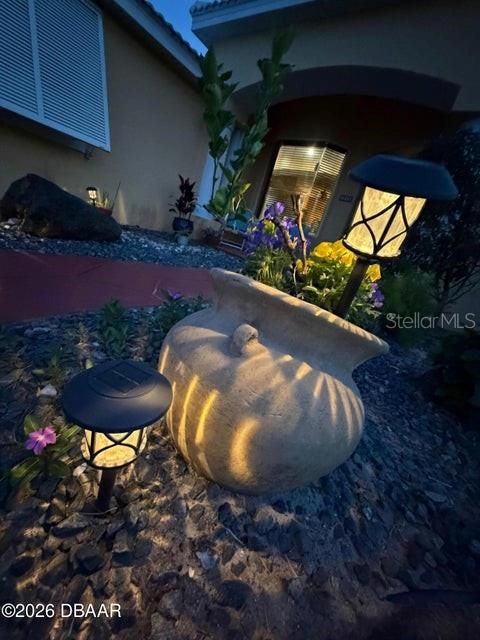 Activo con contrato: $499,900 (3 camas, 2 baños, 1631 Pies cuadrados)