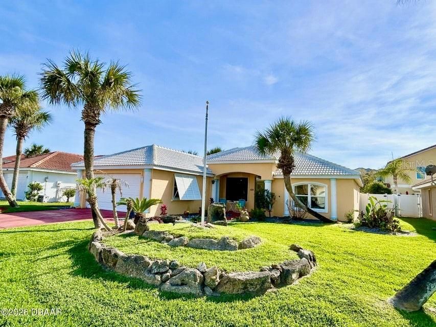 Activo con contrato: $499,900 (3 camas, 2 baños, 1631 Pies cuadrados)