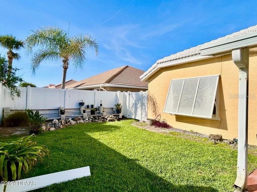 Activo con contrato: $499,900 (3 camas, 2 baños, 1631 Pies cuadrados)