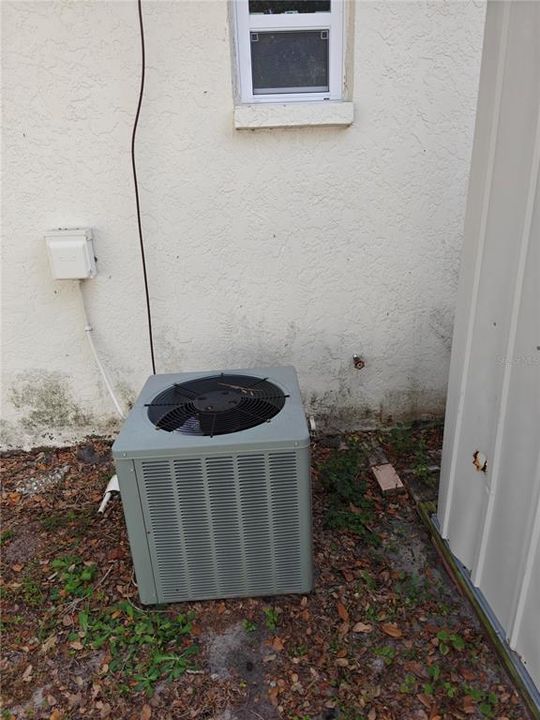 На продажу: $420,000 (4 спален, 0 ванн, 1566 Квадратных фут)