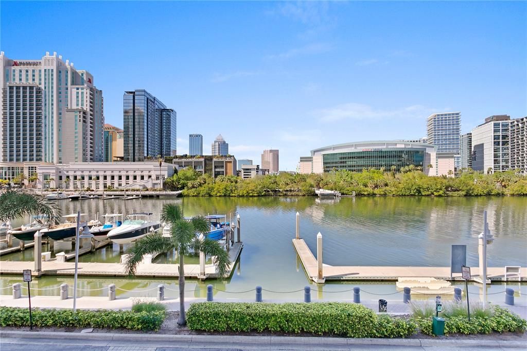 Activo con contrato: $229,950 (0 camas, 0 baños, 0 Pies cuadrados)
