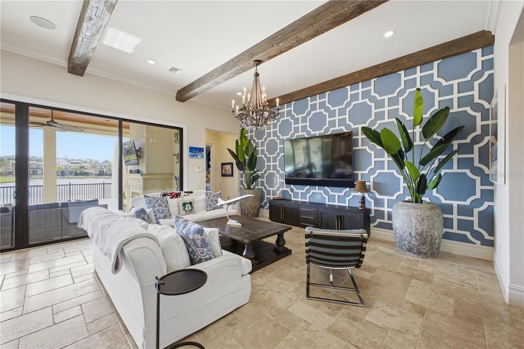 Activo con contrato: $7,495,000 (5 camas, 5 baños, 4649 Pies cuadrados)