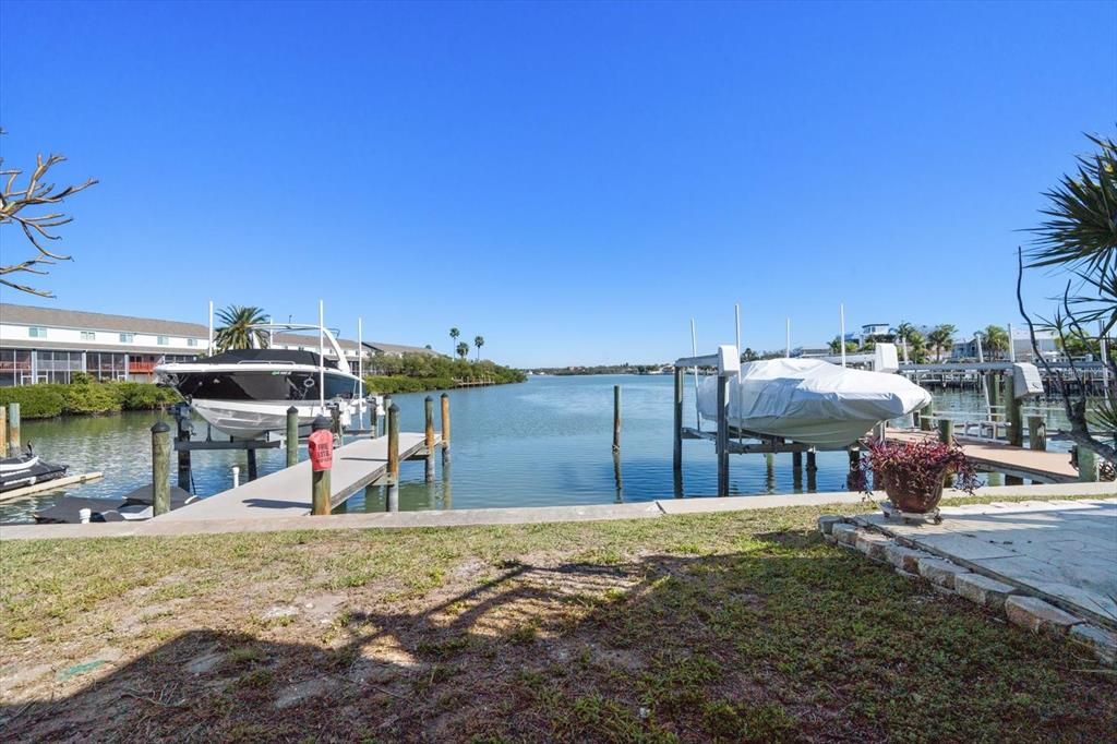 For Sale: $495,000 (2 beds, 1 baths, 1200 Square Feet)