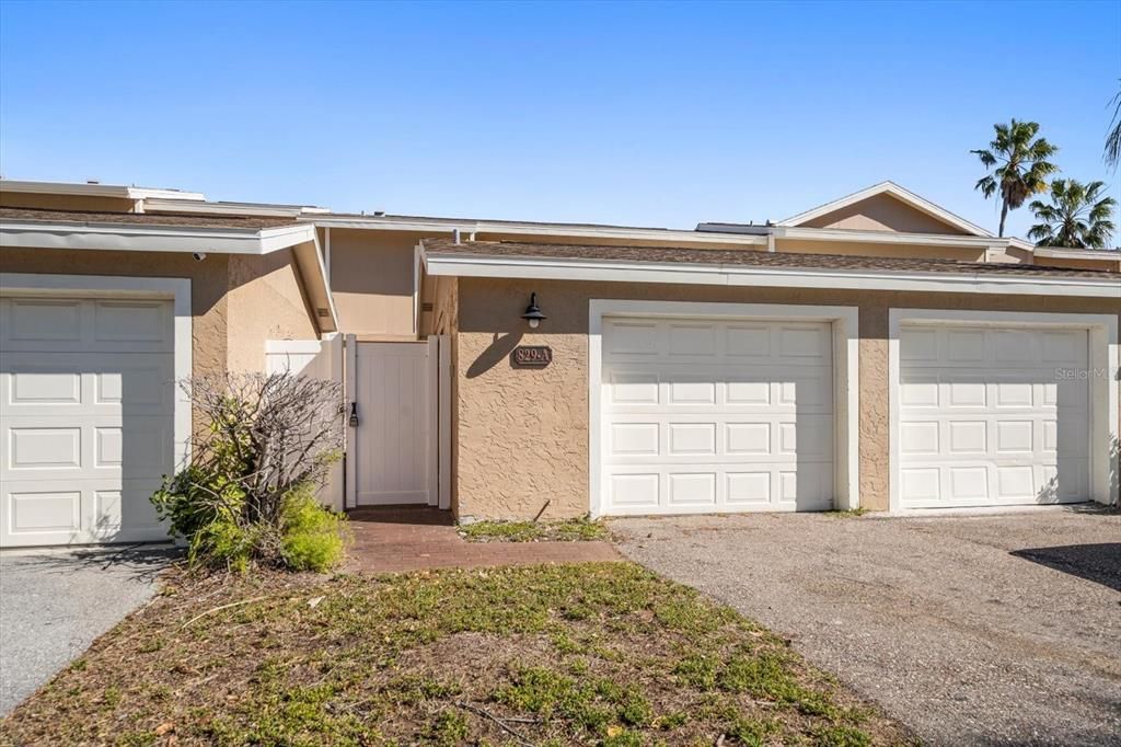 For Sale: $495,000 (2 beds, 1 baths, 1200 Square Feet)