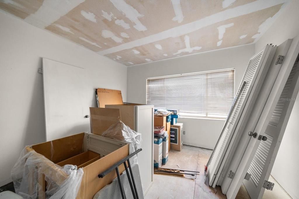 For Sale: $495,000 (2 beds, 1 baths, 1200 Square Feet)