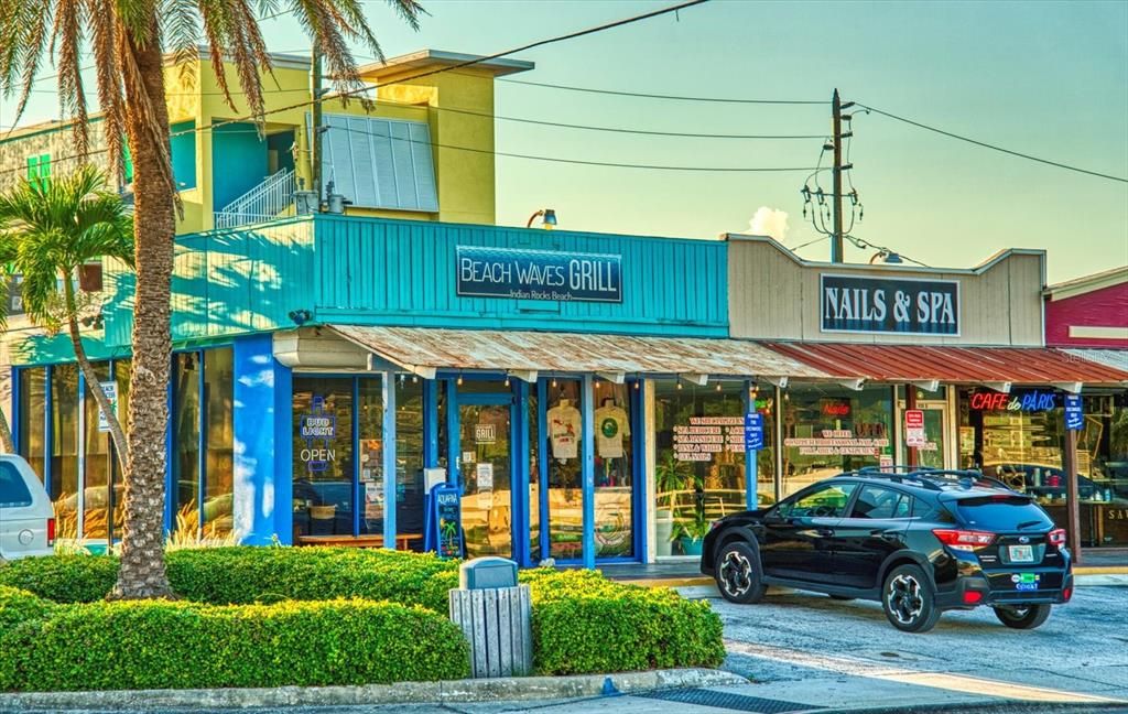 For Sale: $495,000 (2 beds, 1 baths, 1200 Square Feet)