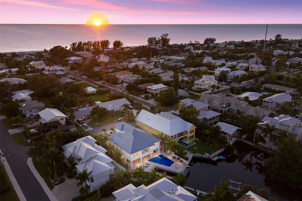 En Venta: $4,650,000 (4 camas, 4 baños, 3055 Pies cuadrados)