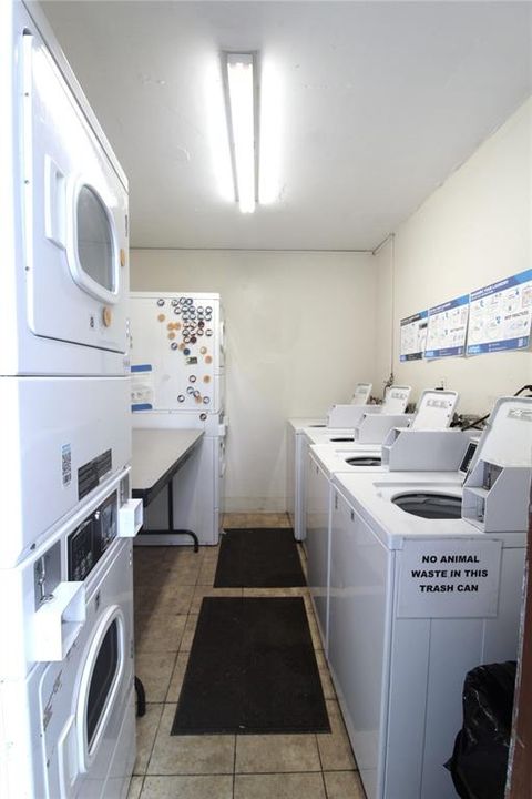В аренду: $1,200 (1 спален, 1 ванн, 560 Квадратных фут)