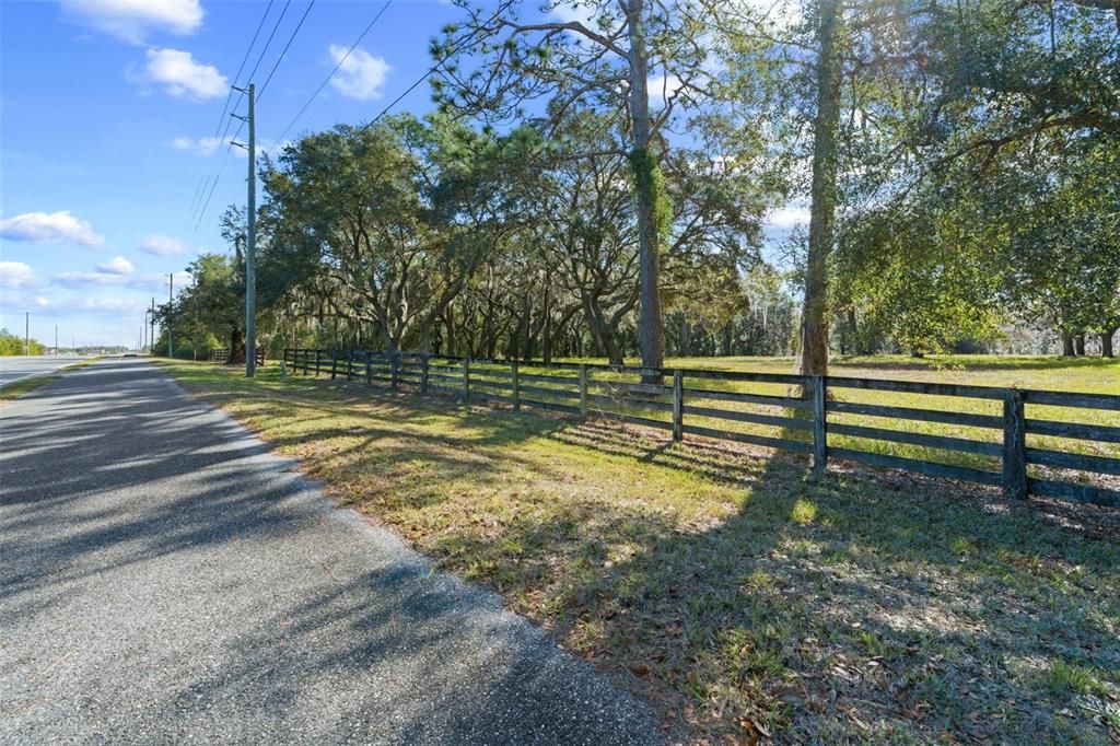 合同活跃: $1,000,000 (5.00 acres)