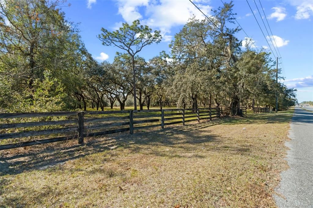 合同活跃: $1,000,000 (5.00 acres)