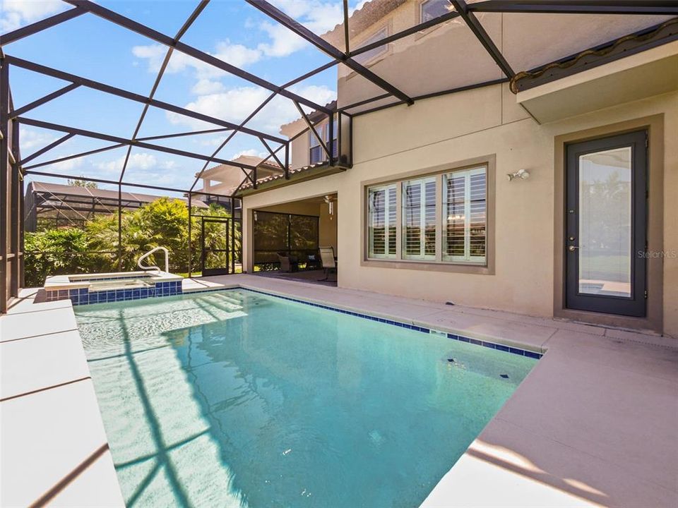 For Sale: $1,599,000 (6 beds, 5 baths, 5334 Square Feet)